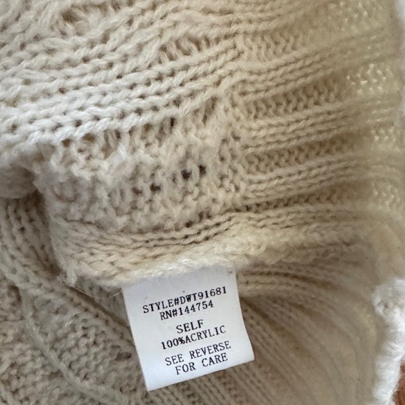 Davi & Dani | Ruffled Cable Knit Sweater | Cream | Balloon Sleeve | Turtleneck - Picture 3 of 5